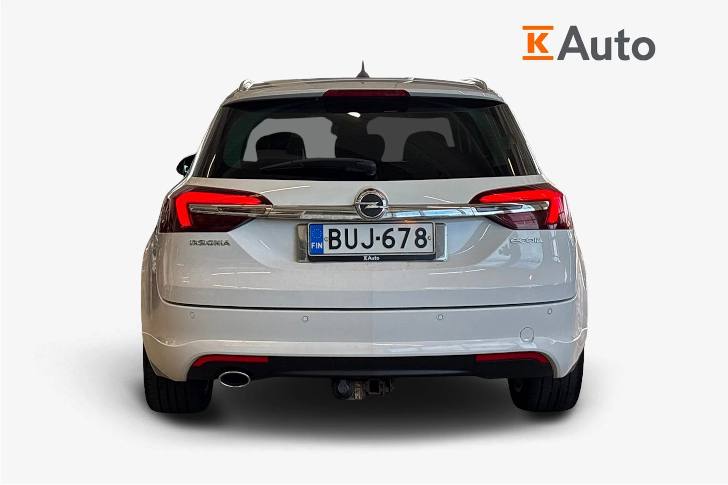 Valkoinen Opel Insignia 2015 kuva 4.
