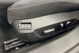 Valkoinen Opel Insignia 2015 kuva 20.