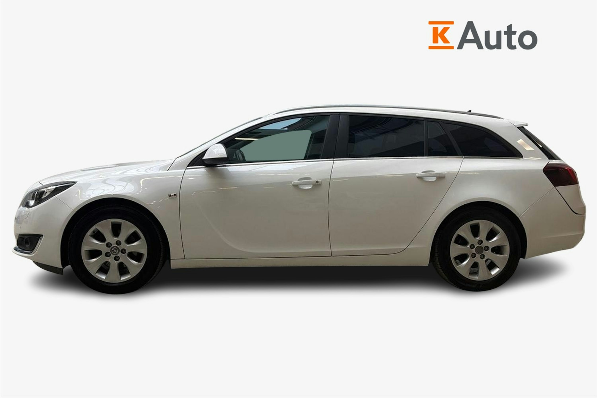 valkoinen Opel Insignia 2015 kuva 5.