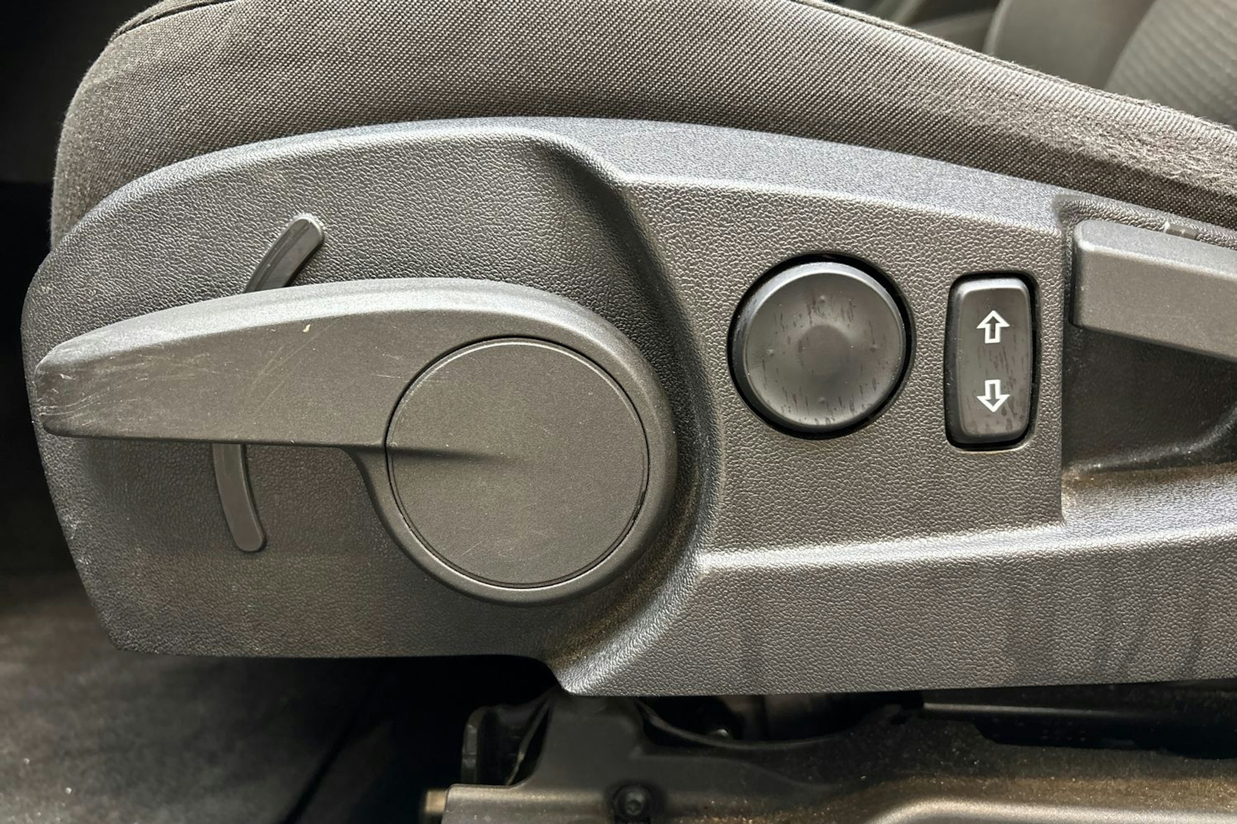valkoinen Opel Insignia 2015 kuva 13.