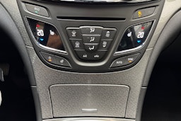 valkoinen Opel Insignia 2015 kuva 21.