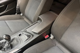 valkoinen Opel Insignia 2015 kuva 25.