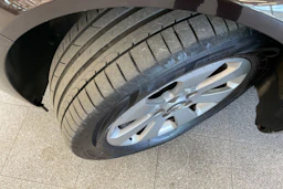 ruskea (beige) Opel Insignia 2015 kuva 16.