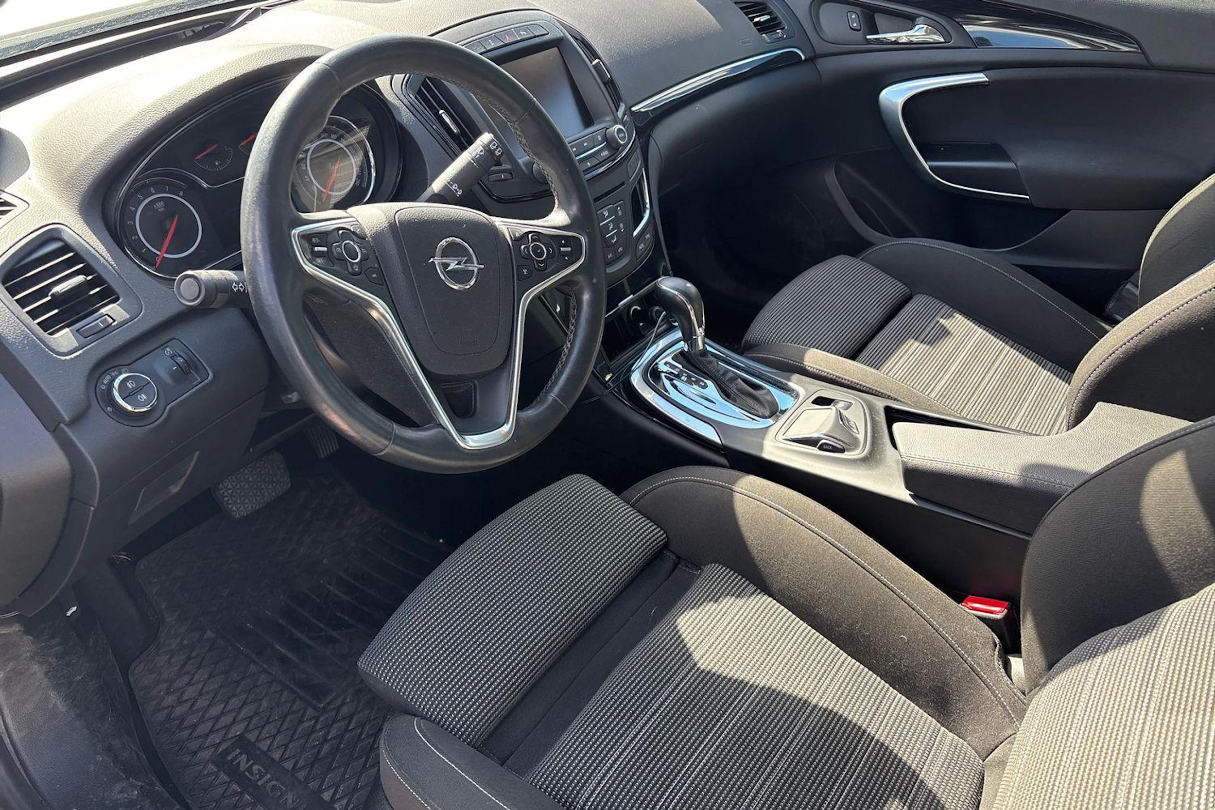 met. ruskea (beige) Opel Insignia 2016 kuva 3.