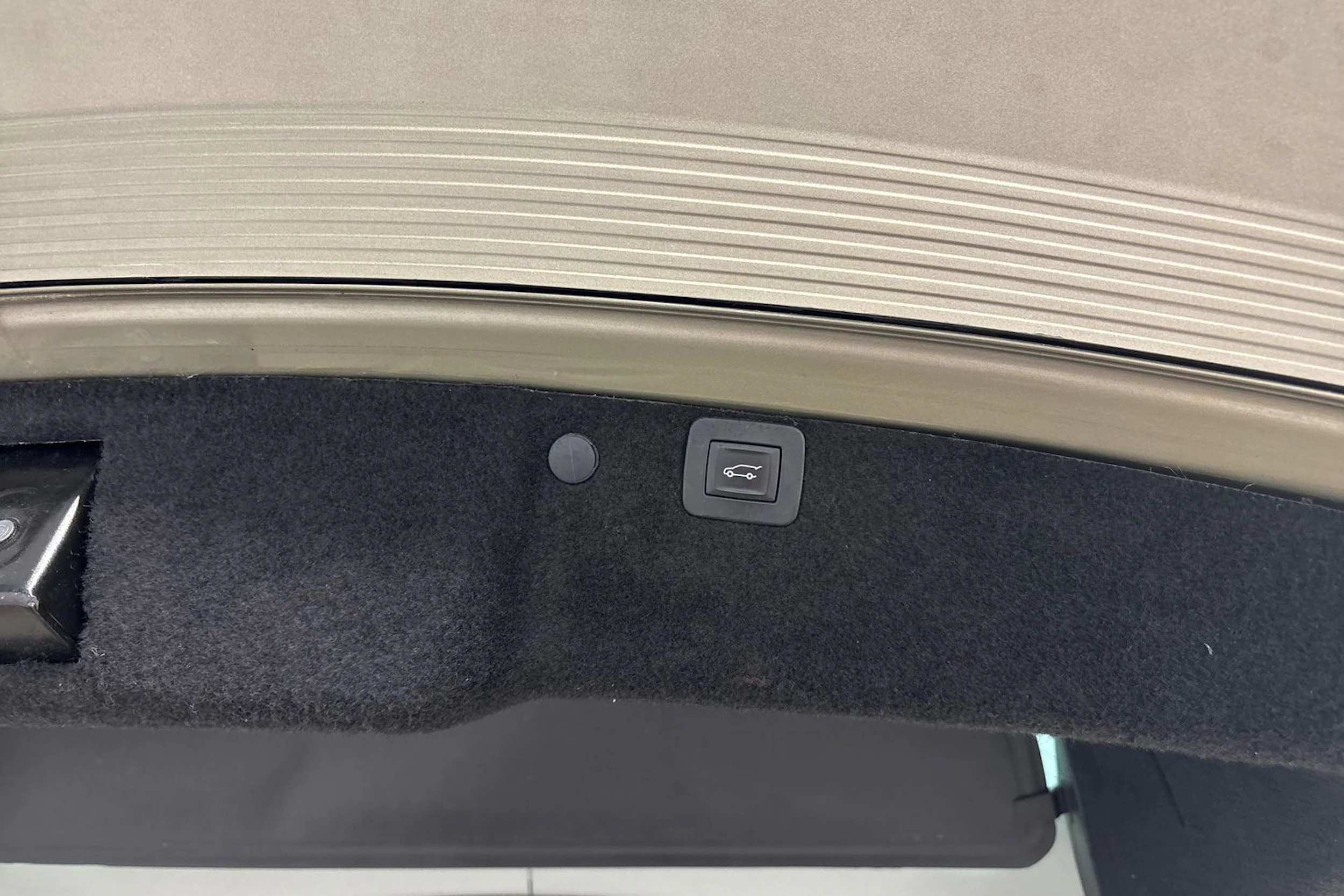 met. ruskea (beige) Opel Insignia 2016 kuva 16.