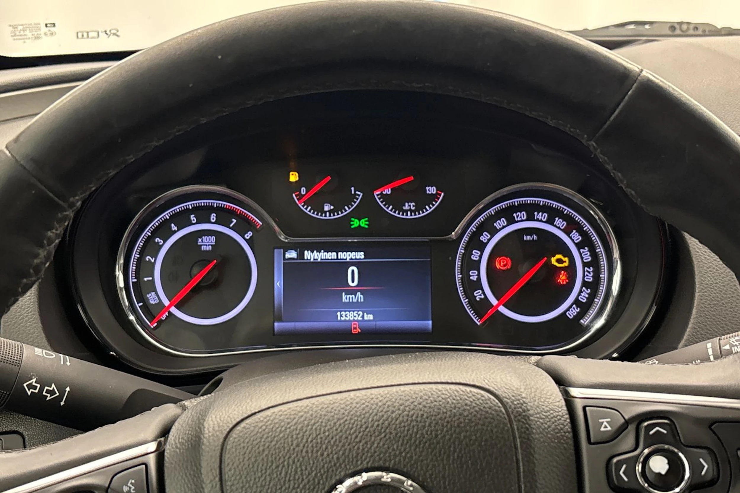 musta Opel Insignia 2016 kuva 16.
