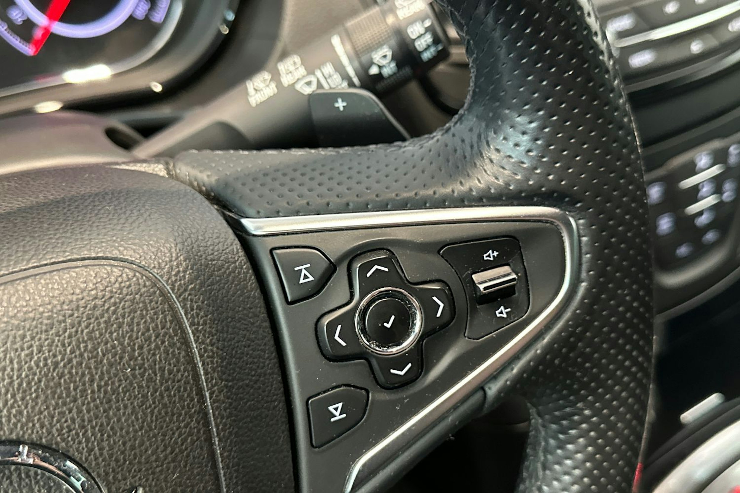 Vihreä Opel Insignia 2016 kuva 24.
