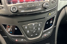 Vihreä Opel Insignia 2016 kuva 29.