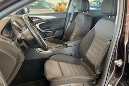 ruskea (beige) Opel Insignia 2016 kuva 11.