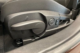 ruskea (beige) Opel Insignia 2016 kuva 12.