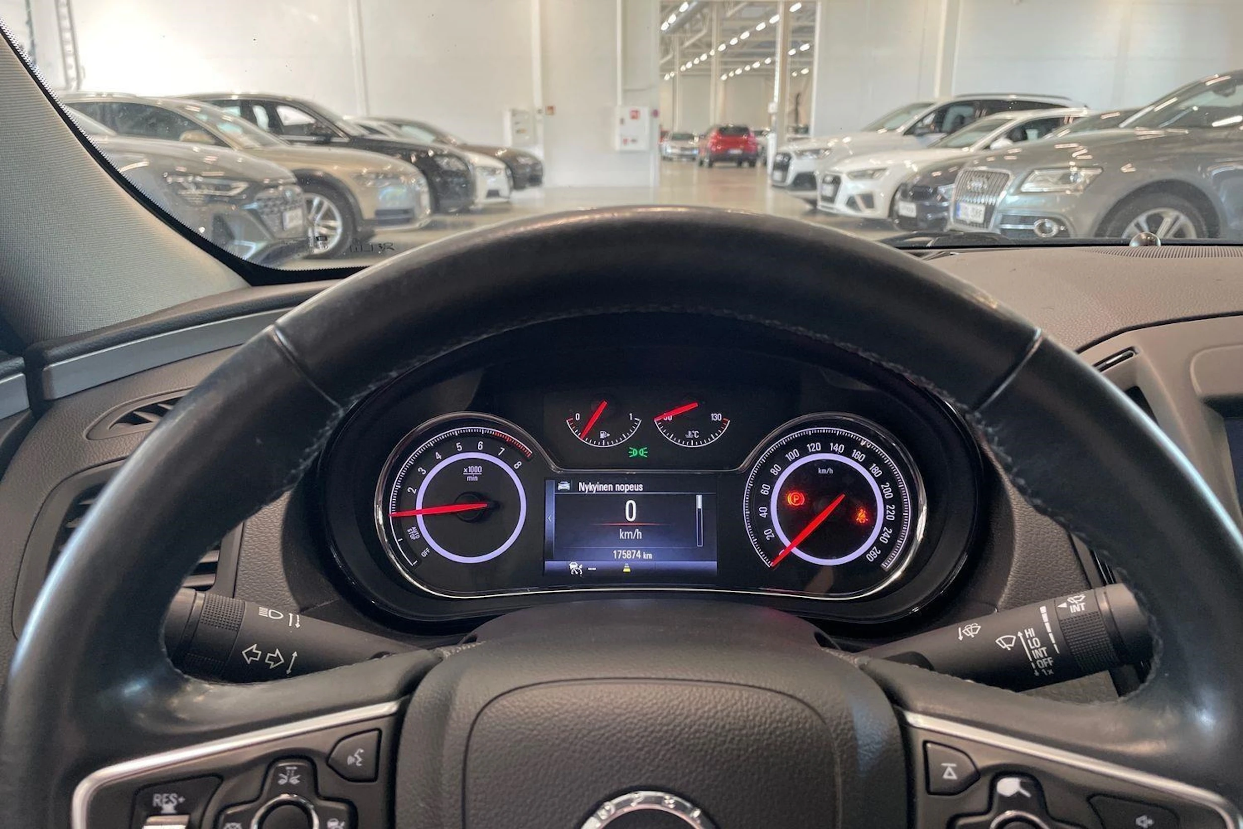 ruskea (beige) Opel Insignia 2016 kuva 14.