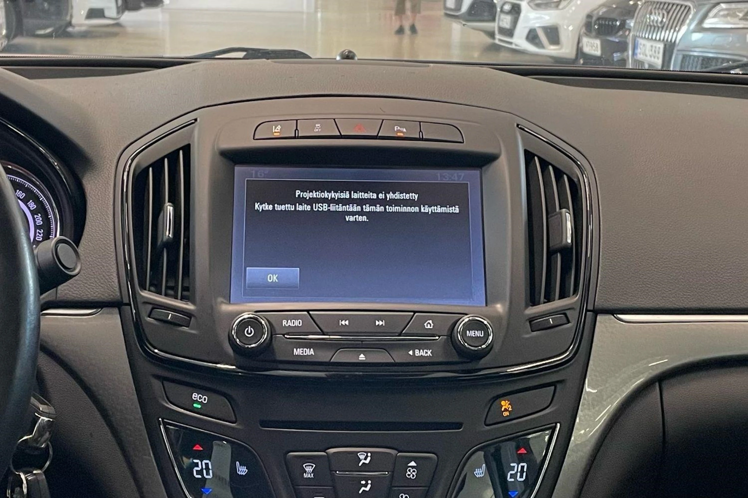 ruskea (beige) Opel Insignia 2016 kuva 23.