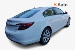 valkoinen Opel Insignia 2016 kuva 2.