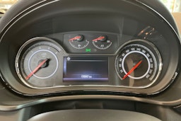 ruskea (beige) Opel Insignia 2017 kuva 18.