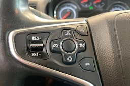 ruskea (beige) Opel Insignia 2017 kuva 19.