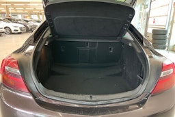 ruskea (beige) Opel Insignia 2017 kuva 26.