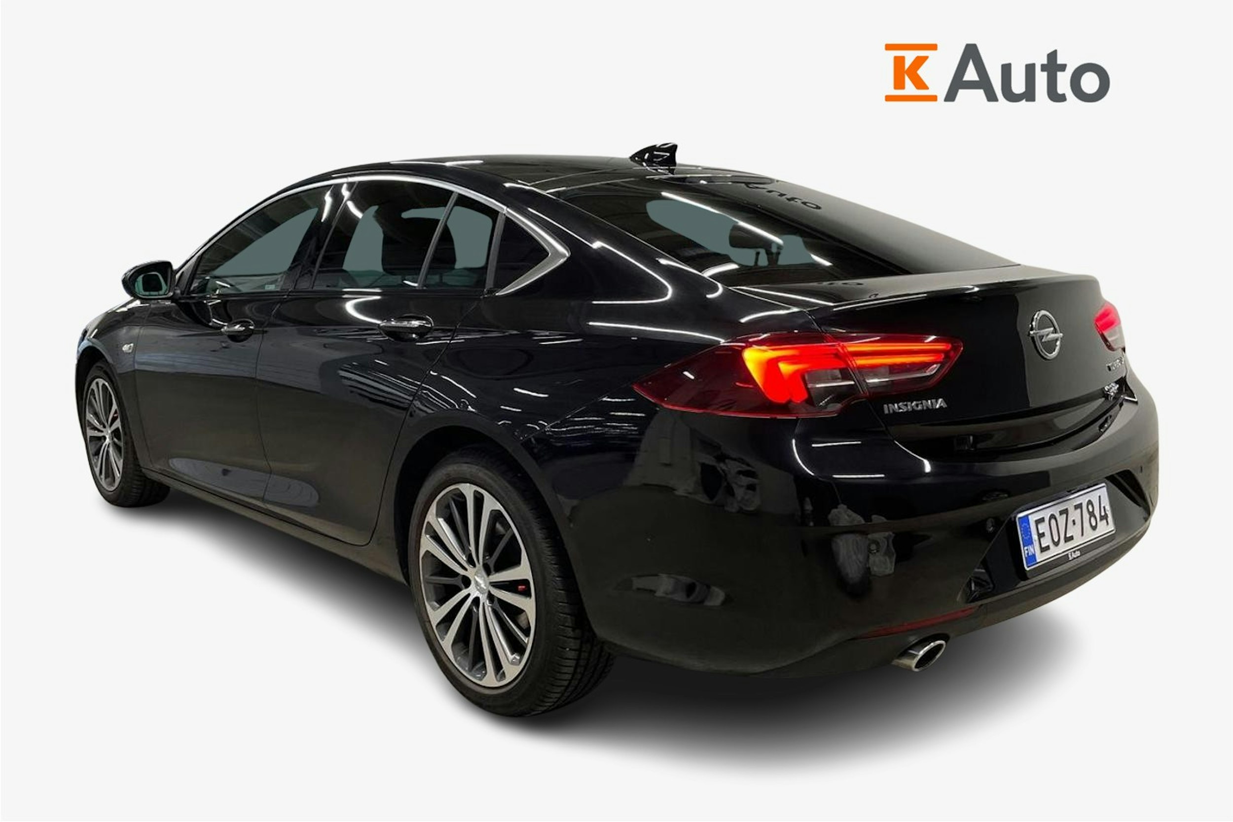 musta Opel Insignia 2018 kuva 2.
