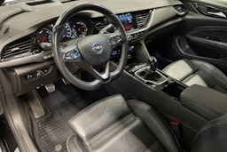 musta Opel Insignia 2018 kuva 7.