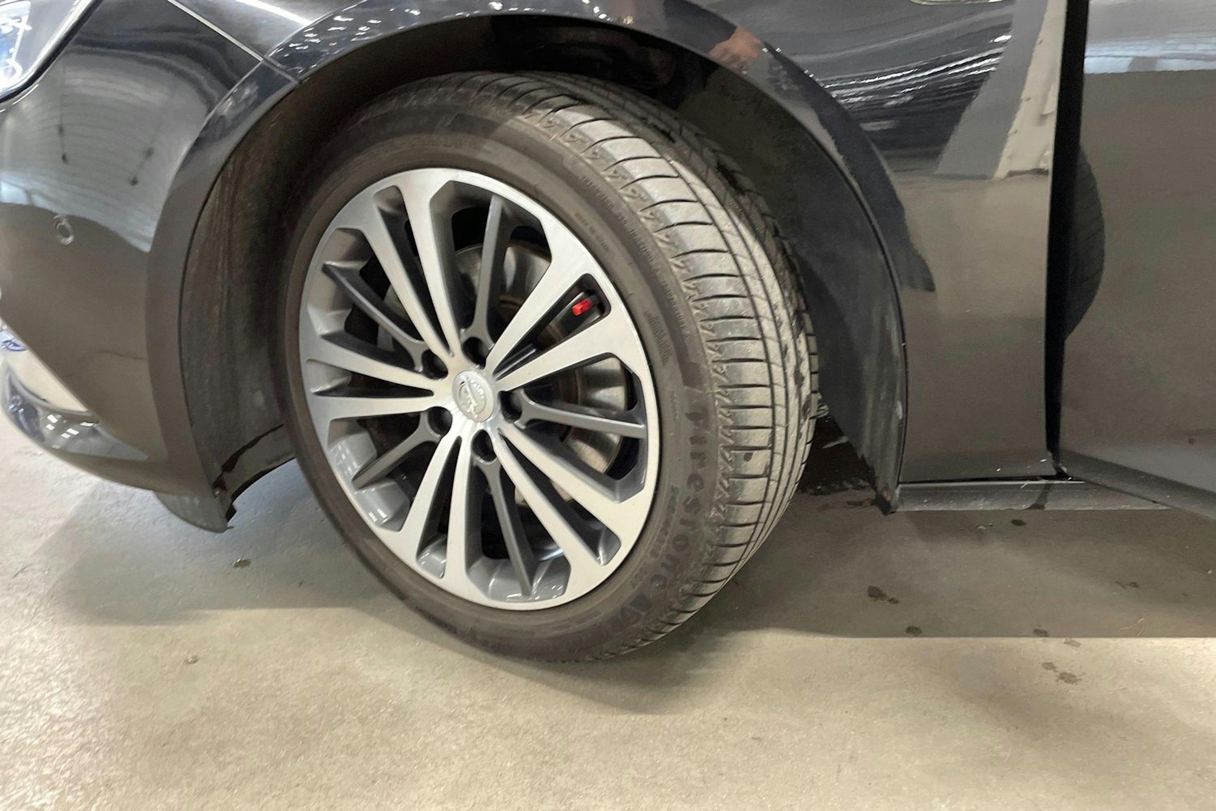 musta Opel Insignia 2018 kuva 13.