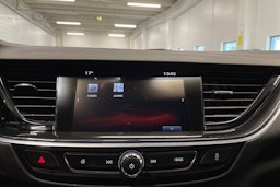 musta Opel Insignia 2018 kuva 18.