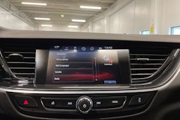 musta Opel Insignia 2018 kuva 20.