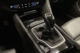 musta Opel Insignia 2018 kuva 22.