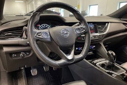 musta Opel Insignia 2018 kuva 26.