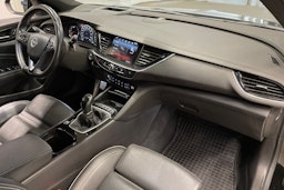musta Opel Insignia 2018 kuva 28.