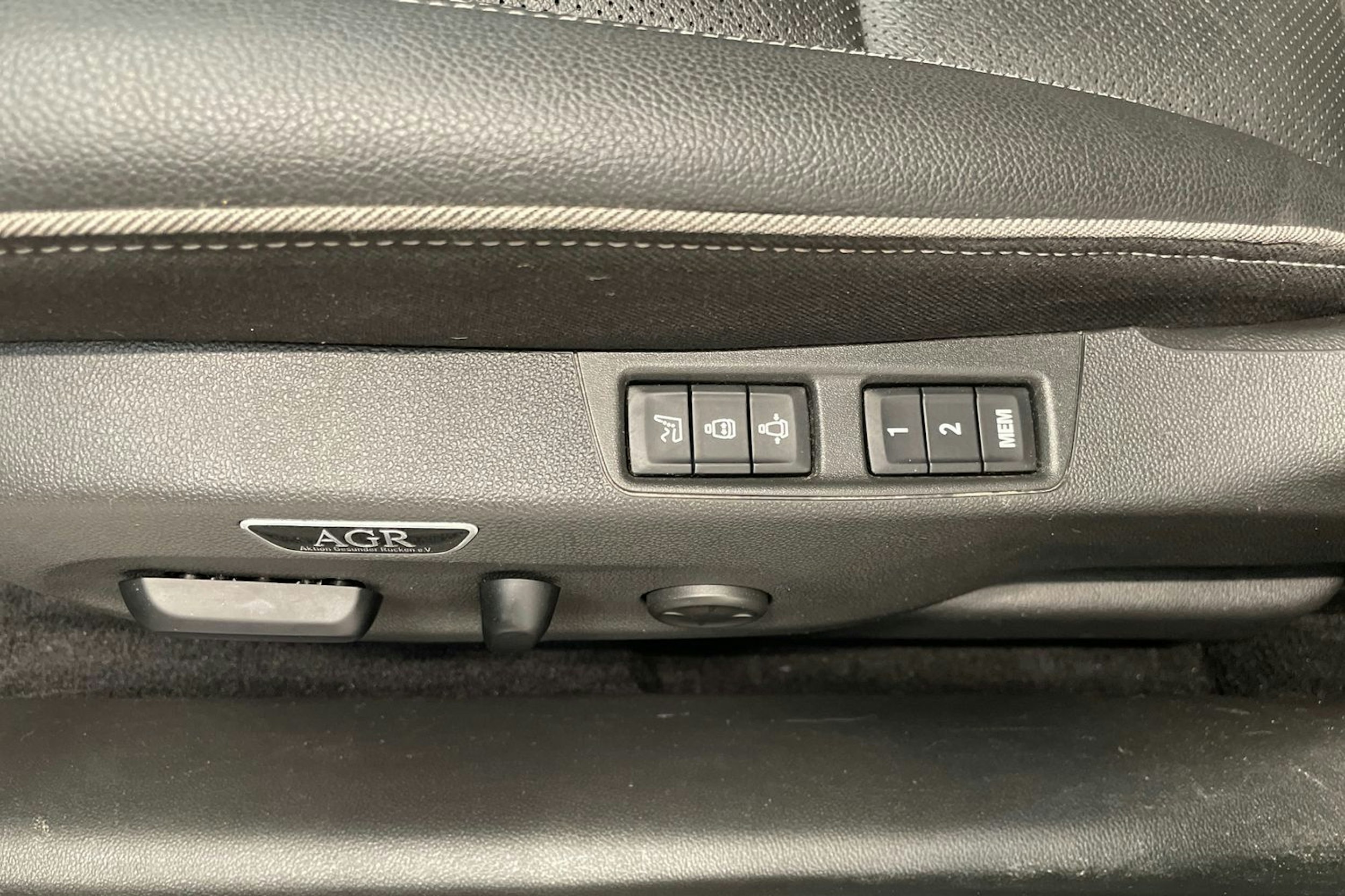 Harmaa Opel Insignia 2018 kuva 19.