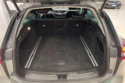 Harmaa Opel Insignia 2018 kuva 20.