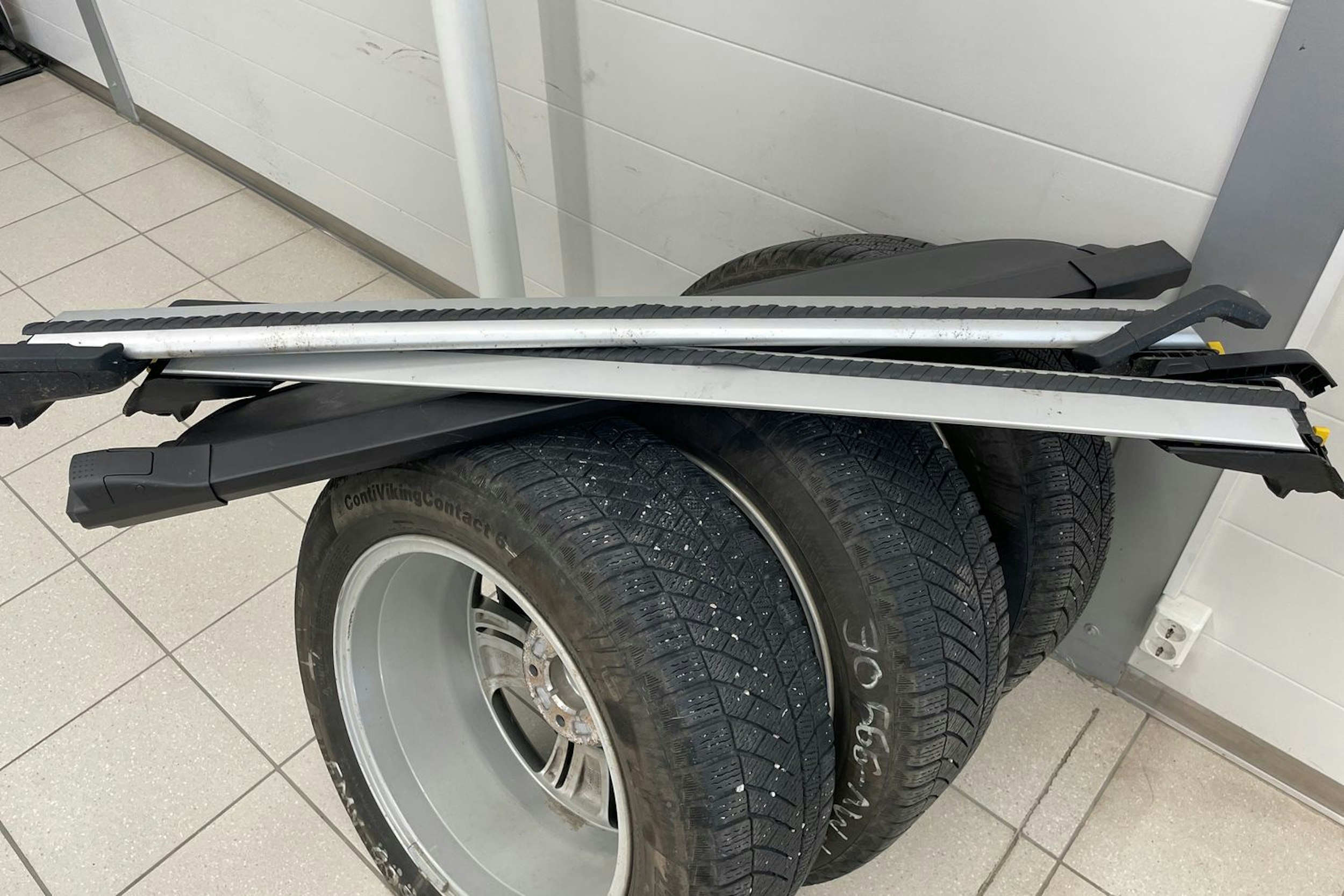 Harmaa Opel Insignia 2018 kuva 24.