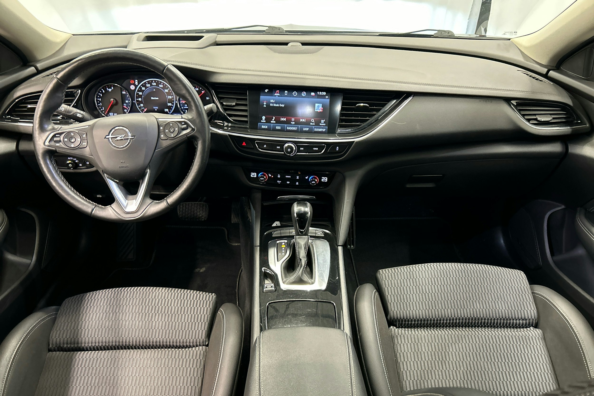 vihreä Opel Insignia 2018 kuva 7.