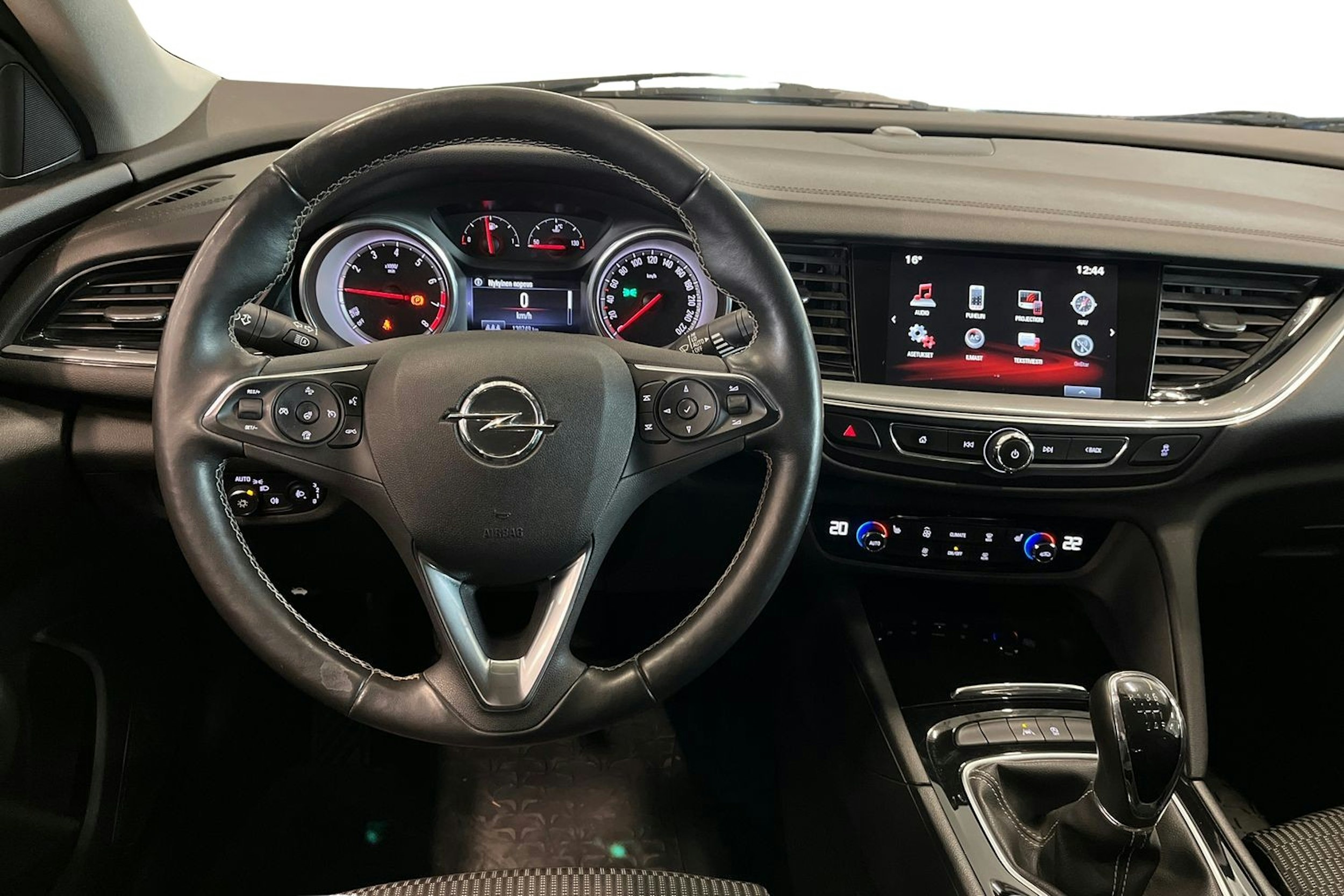 vihreä Opel Insignia 2018 kuva 9.