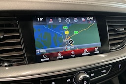 vihreä Opel Insignia 2018 kuva 19.
