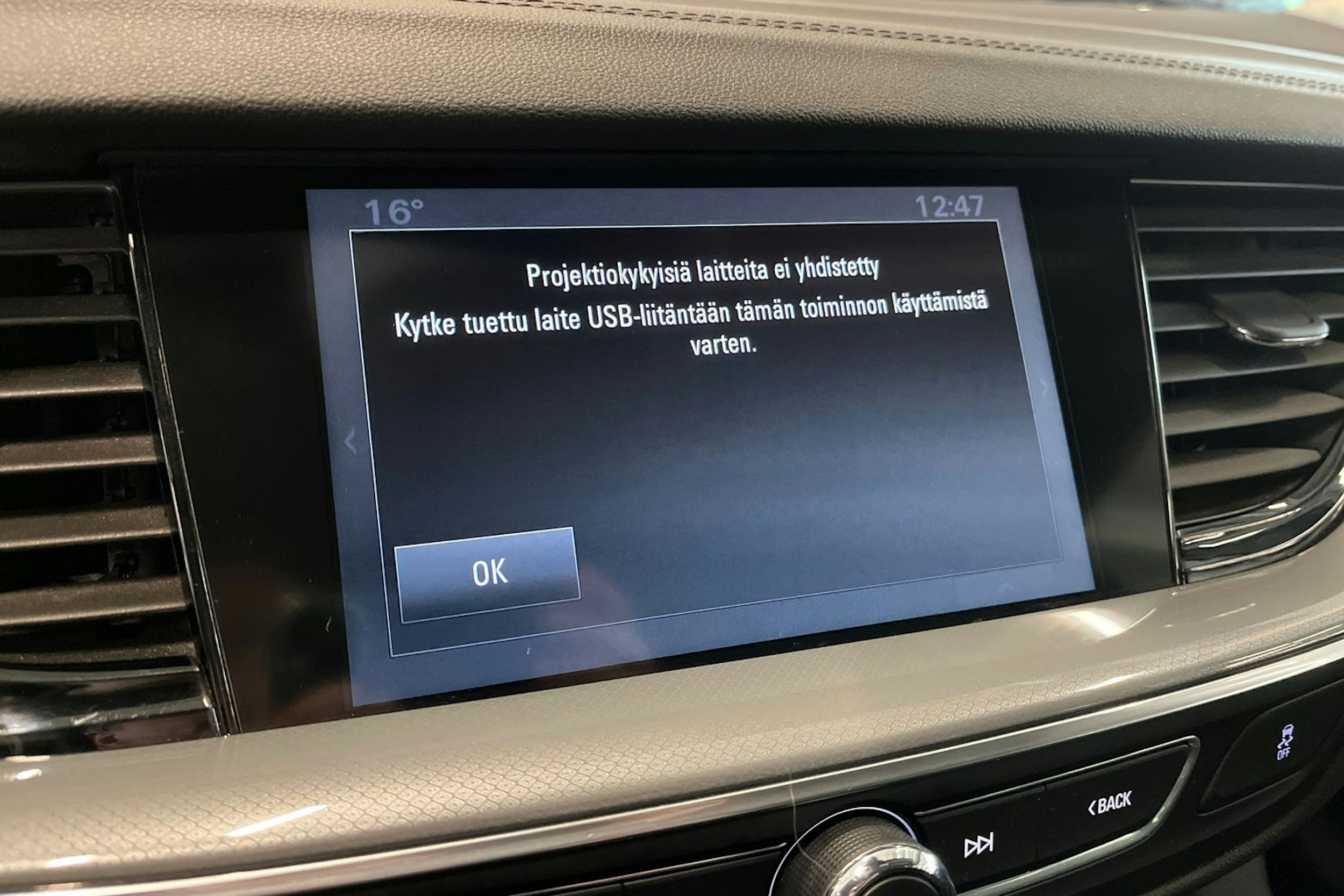 vihreä Opel Insignia 2018 kuva 20.