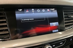 vihreä Opel Insignia 2018 kuva 21.
