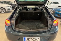 vihreä Opel Insignia 2018 kuva 29.