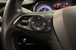 sininen Opel Insignia 2018 kuva 13.