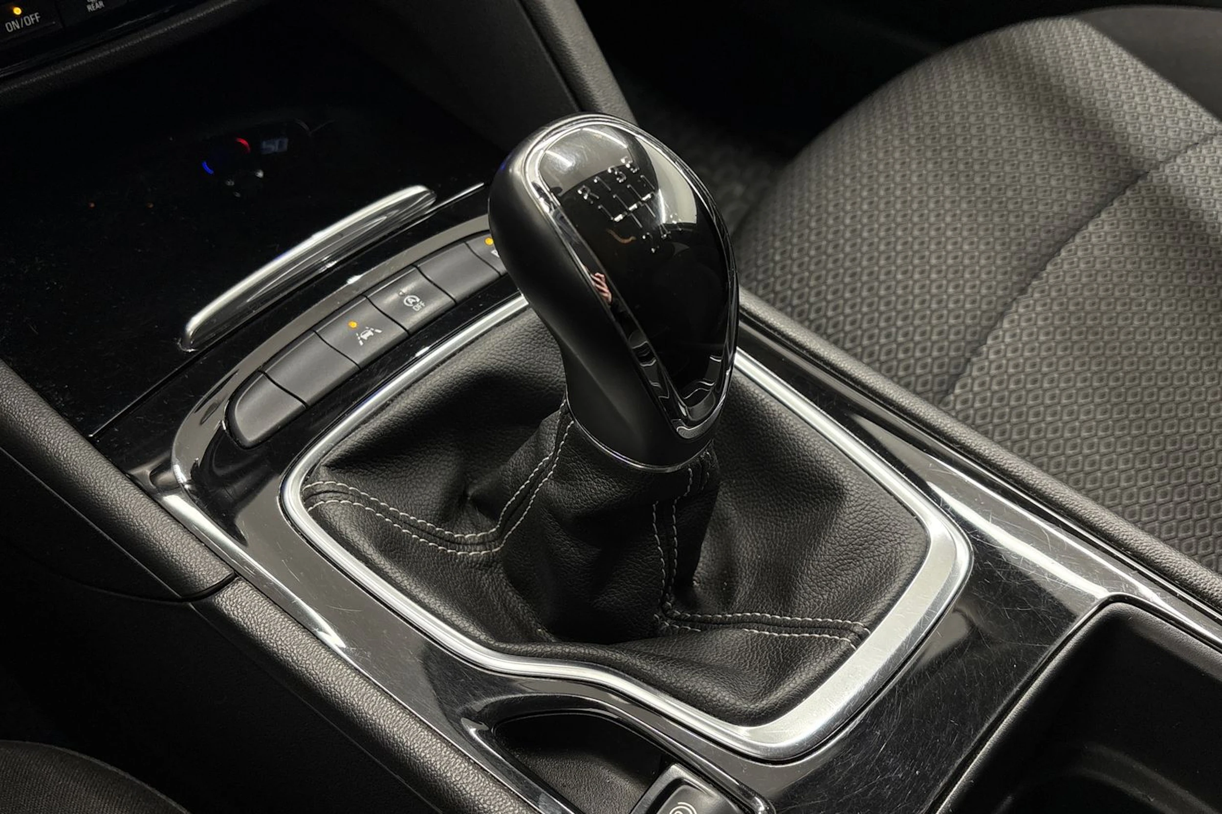 sininen Opel Insignia 2018 kuva 20.