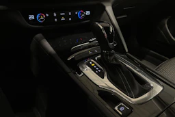 Sininen Opel Insignia 2018 kuva 21.