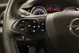 Sininen Opel Insignia 2018 kuva 23.
