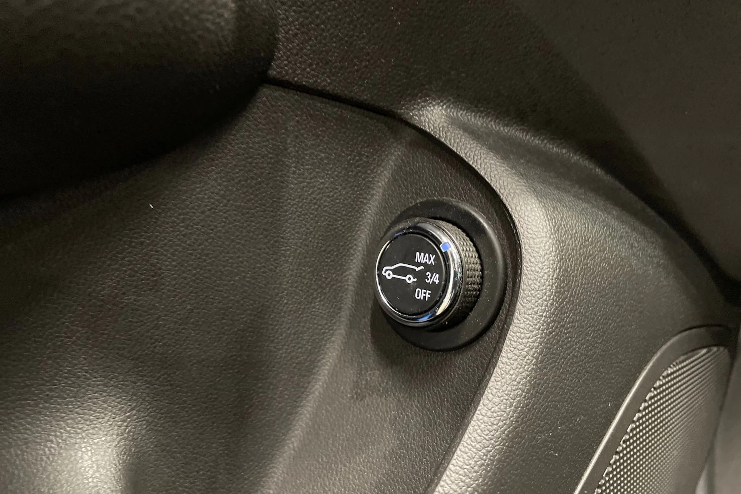 Sininen Opel Insignia 2018 kuva 25.