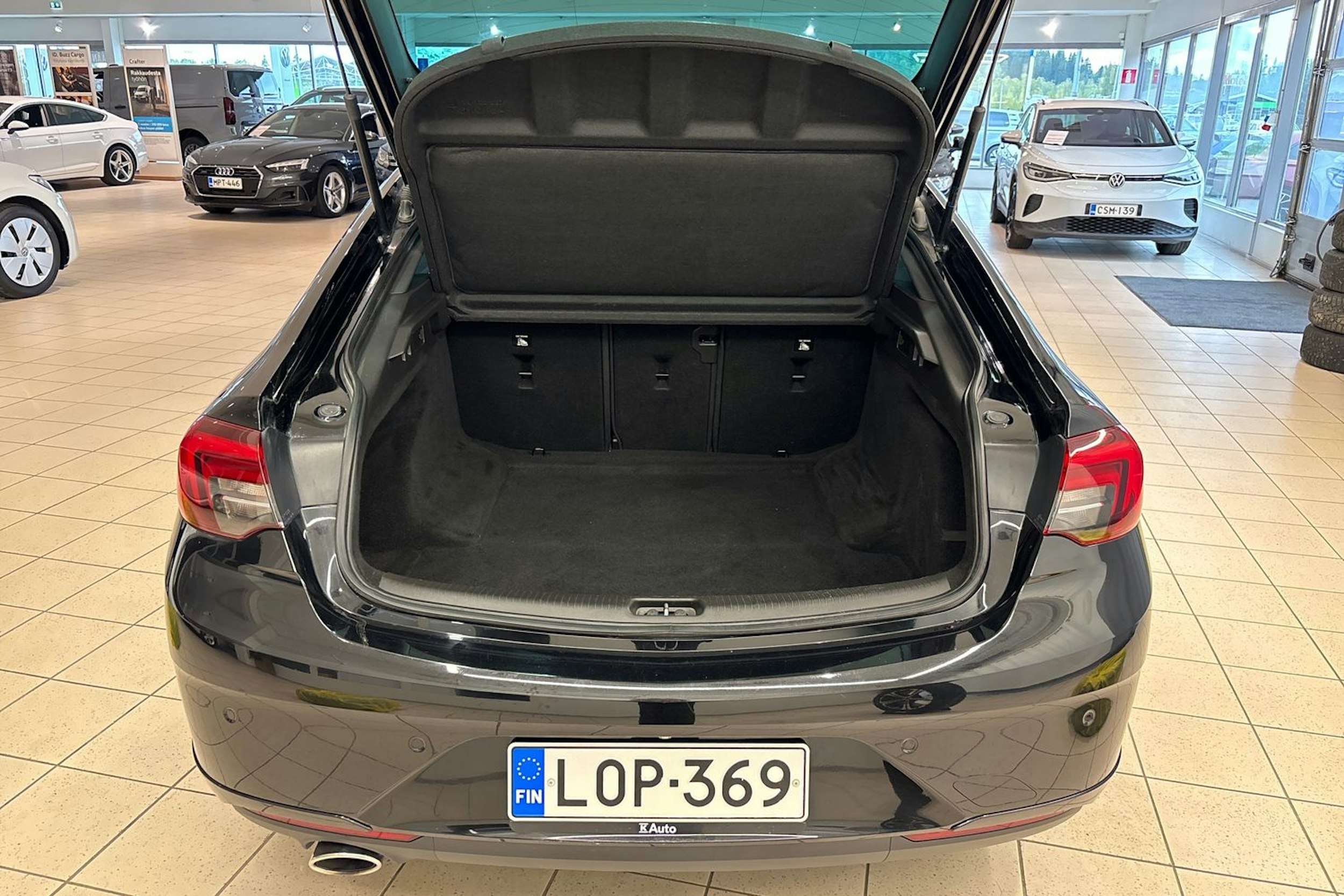 Musta Opel Insignia 2018 kuva 17.