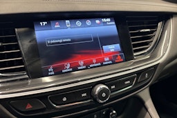 Musta Opel Insignia 2018 kuva 27.