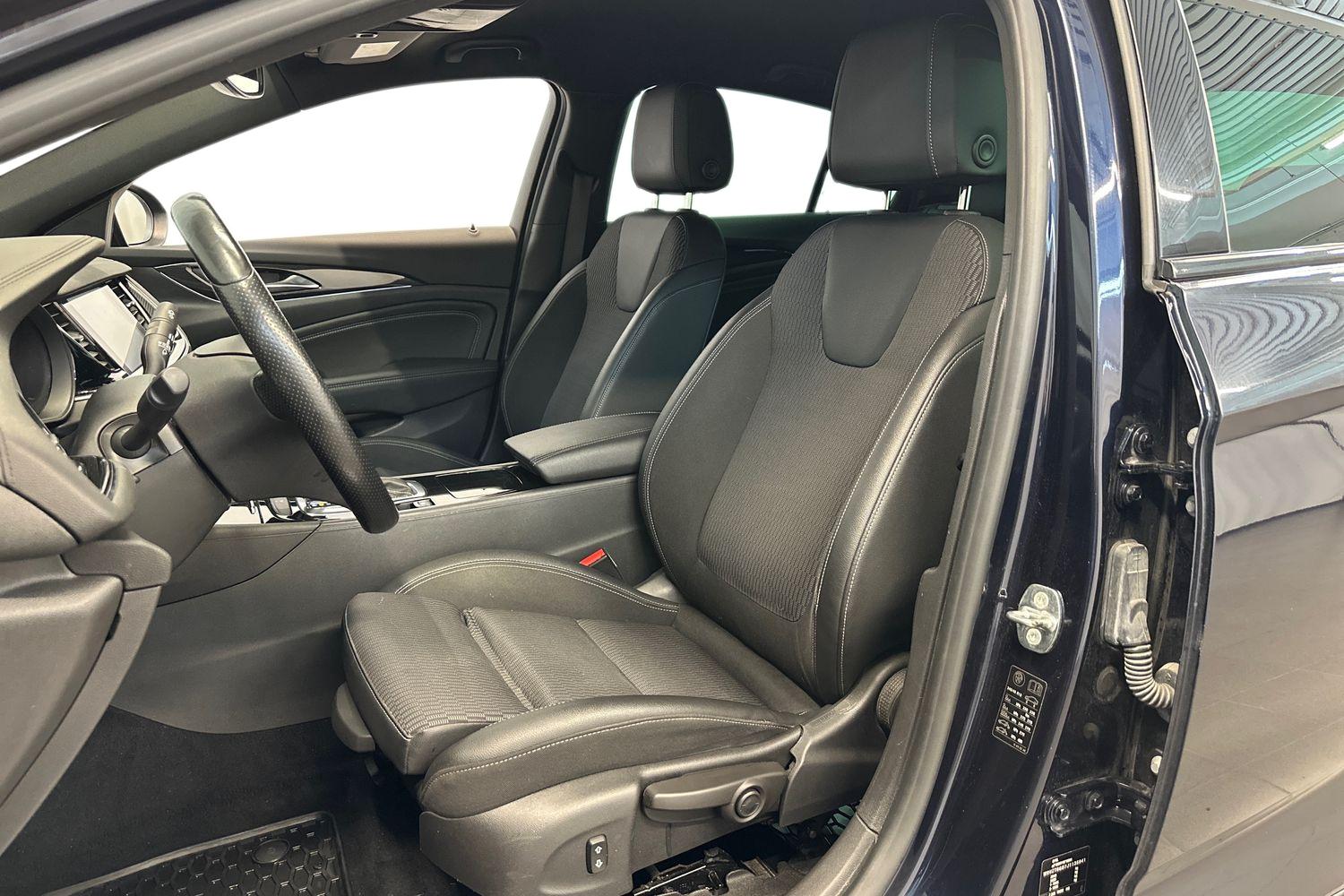 Opel Insignia 2018, photo 7/29