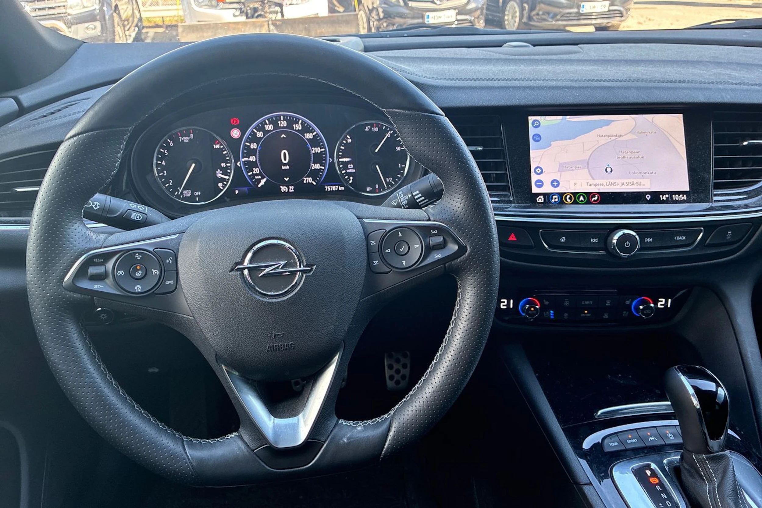 sininen Opel Insignia 2019 kuva 4.