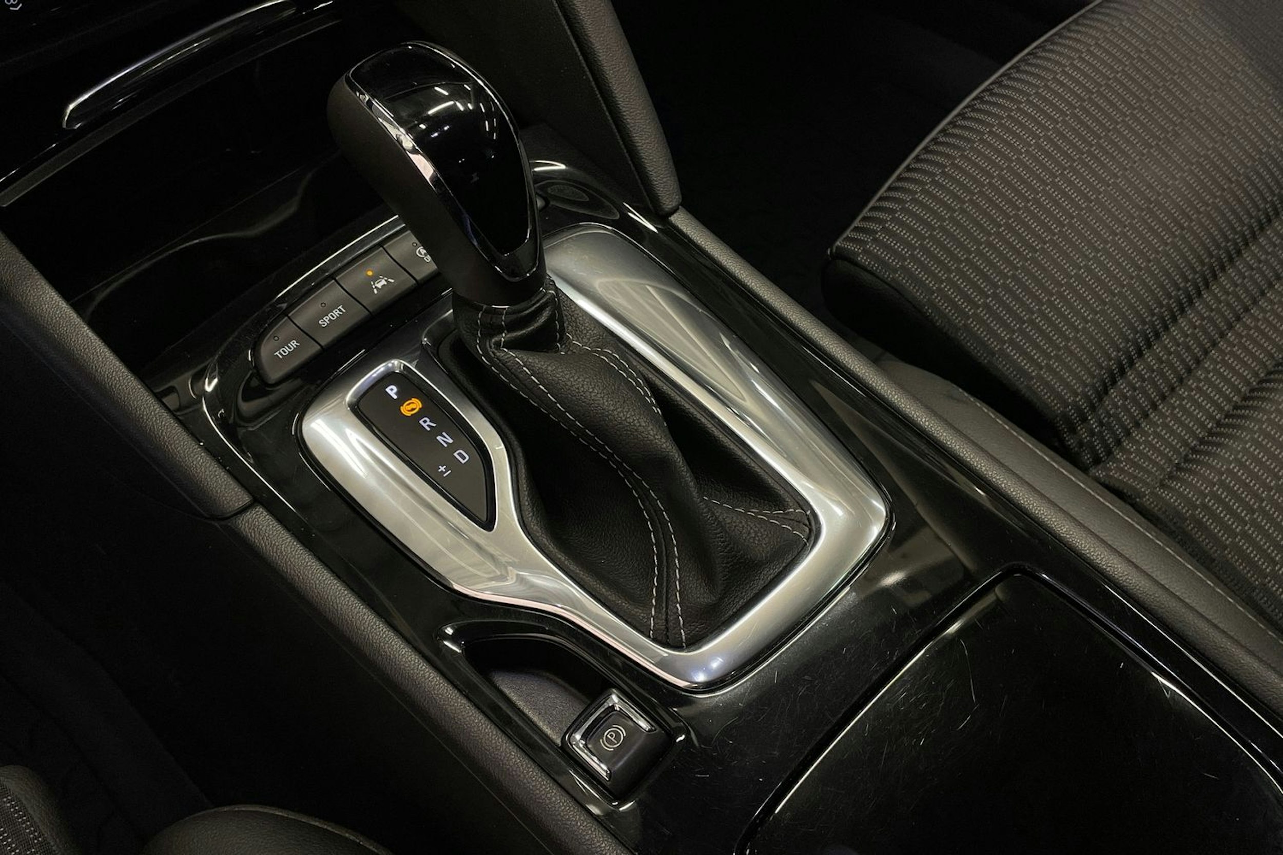 hopea Opel Insignia 2019 kuva 18.