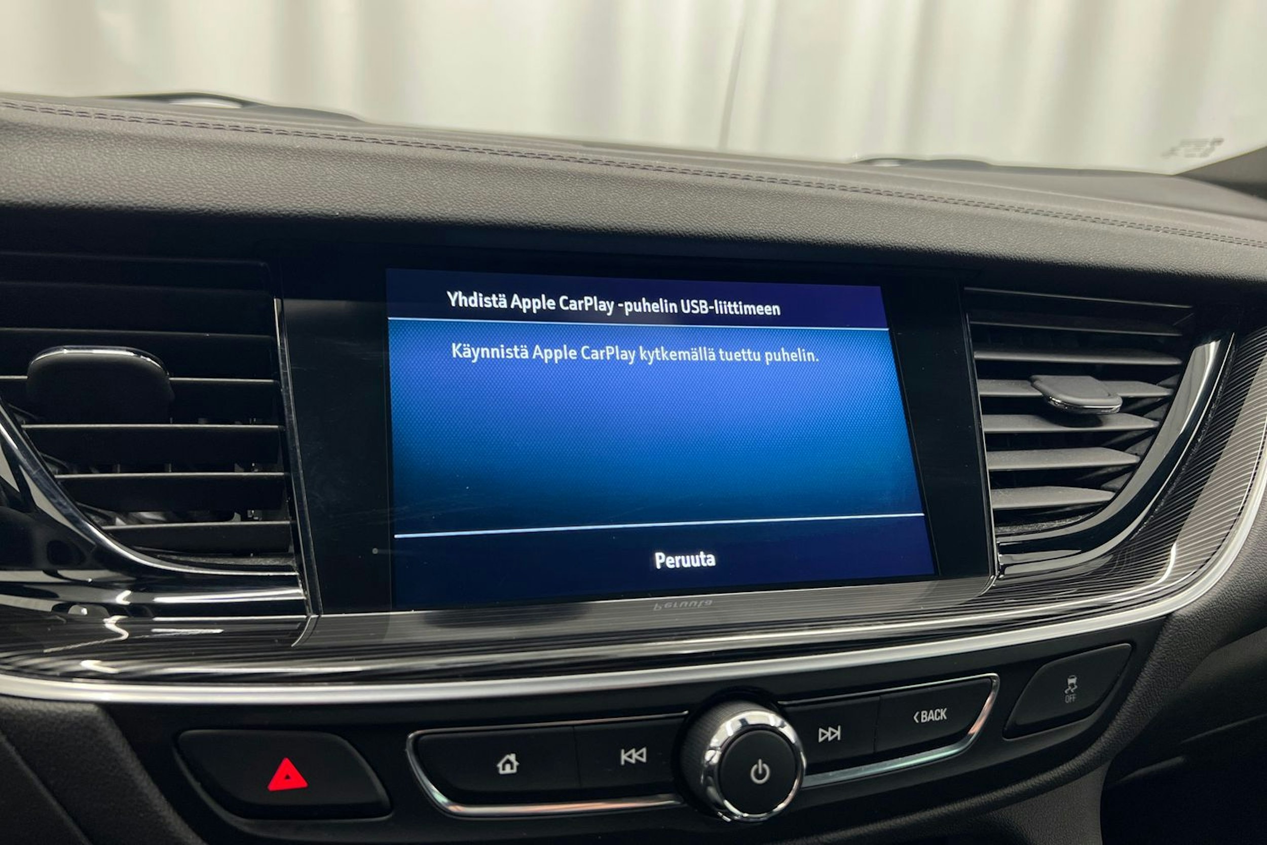 musta Opel Insignia 2019 kuva 25.