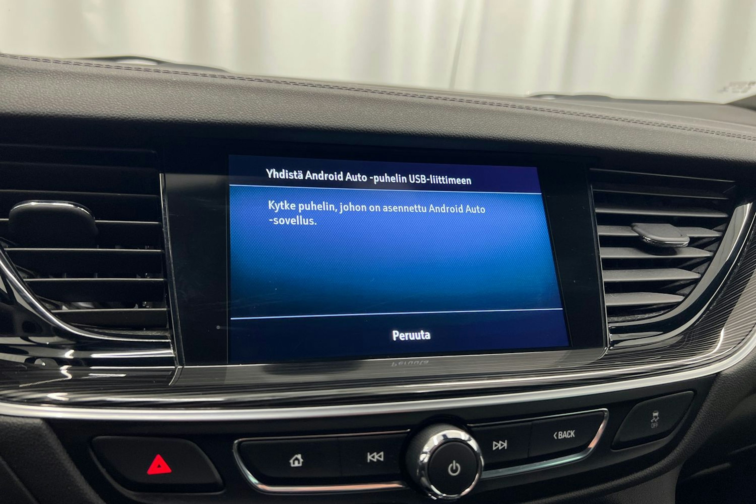 musta Opel Insignia 2019 kuva 26.