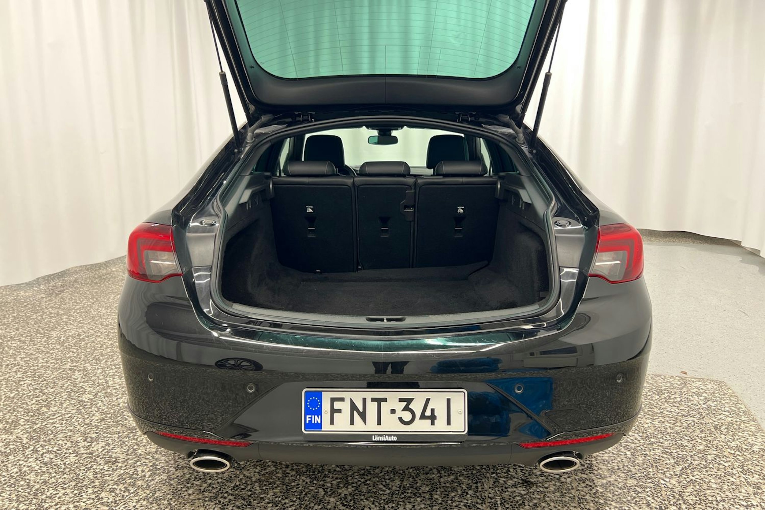musta Opel Insignia 2019 kuva 35.